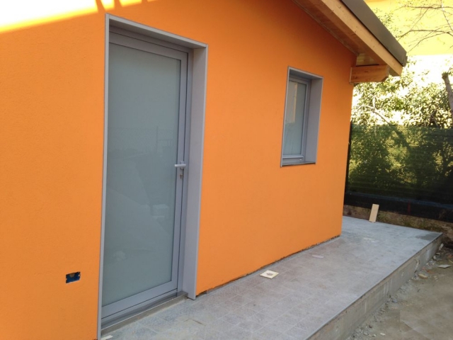 Porta esterna in alluminio e vetro - VBB Infissi - Gambettola