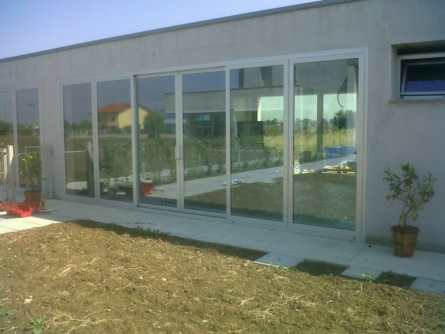 Vetrine esterne in alluminio - VBB Infissi srl - Gambettola